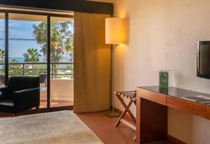 Self-catering & At Cerro Alagoa *